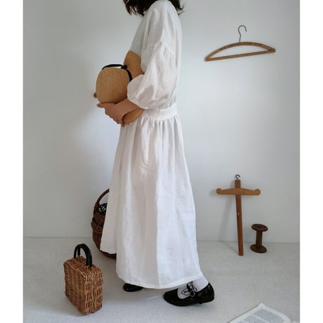 《即納》【Ecru White】エクリュホワイト フレンチリネンギャザーワンピース リネンワンピース ナチュラルワンピース フレンチリネン