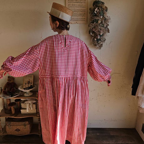 【即納】ギンガムエミリーワンピース　《赤×白》　gingham emily one-piece  led×white