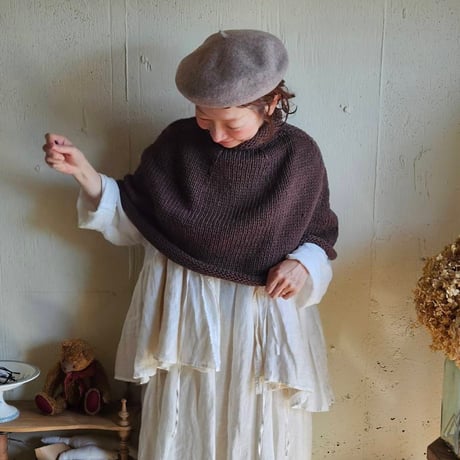 【即納】ダークブラウンの柔らかニットポンチョ　knit poncho 《darkbrown》
