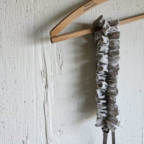 【Kinari natural】キナリナチュラル ハナビラフリルのスマホショルダー Hanabira frill smart phone accessory