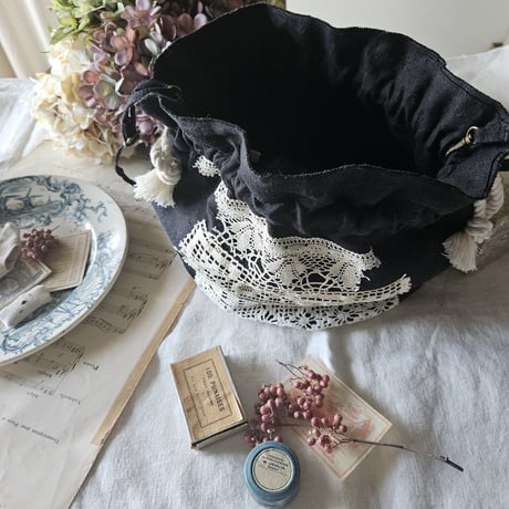 《即納》【French black】フレンチブラック Antique lace mashumallow pouch アンティークレースのマシュマロ巾着 マシュマロポーチ ポシェット
