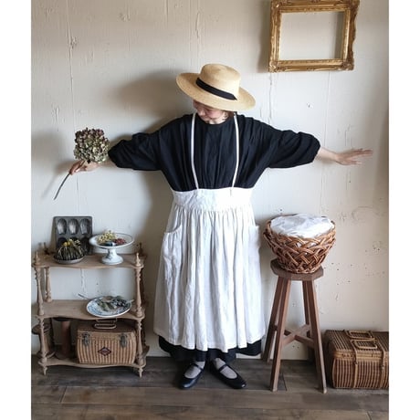 【即納サンプル品】Ecru White 2way サスペンダーギャザータブリエ French Linen Gather tablier フレンチリネンタブリエ タブリエエプロン アンティークタブリエ