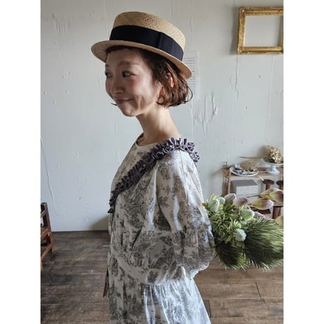 【Ash lavender】アッシュラベンダー ハナビラフリルのスマホショルダー Hanabira frill smart phone accessory