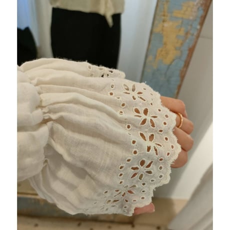 【即納】《Royal White》Antique Lace Blouse アンティークレースブラウス gauze