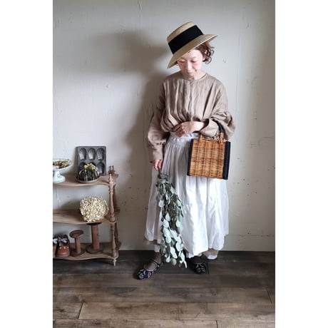 《即納》サンプル品特別価格【caramel Beige】キャラメルベージュ French Linen Ayaori Gather onepiece アヤオリギャザーワンピース