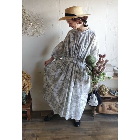 《送料無料》toile de jouy トワルドジュイ柄 ギャザーワンピース French cotton gather one piece