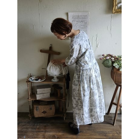 《送料無料》toile de jouy トワルドジュイ柄 ギャザーワンピース French cotton gather one piece