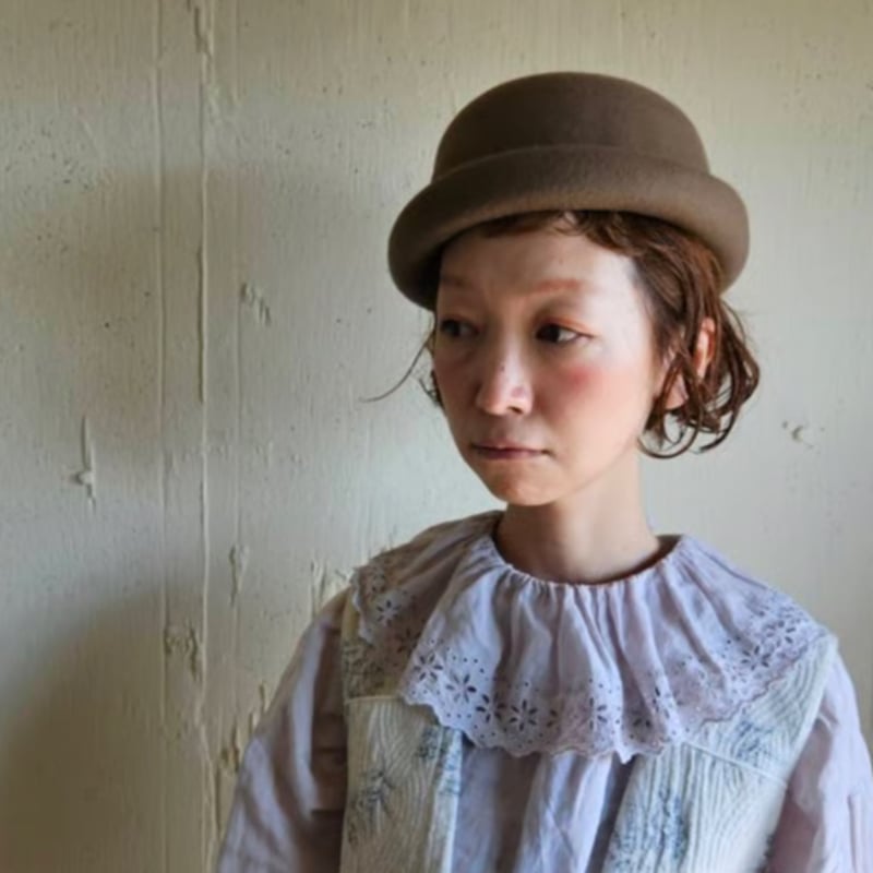 即納】モカブラウンのフェルトトーク帽 felt talkbou 《moca brown》