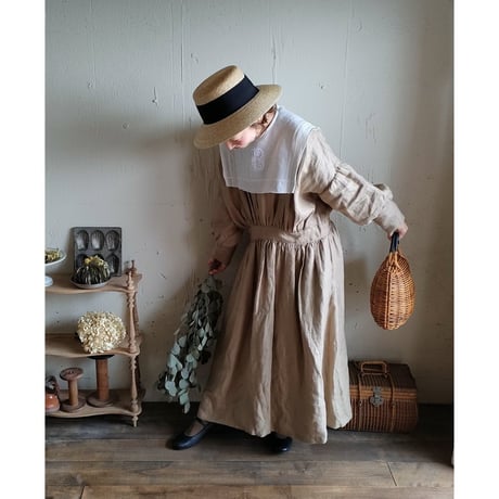 《即納》サンプル品特別価格【caramel Beige】キャラメルベージュ French Linen Ayaori Gather onepiece アヤオリギャザーワンピース