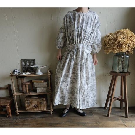 《送料無料》toile de jouy トワルドジュイ柄 ギャザーワンピース French cotton gather one piece
