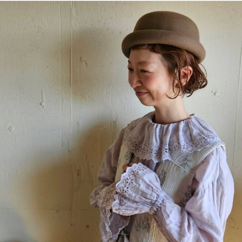 即納】モカブラウンのフェルトトーク帽 felt talkbou 《moca brown》