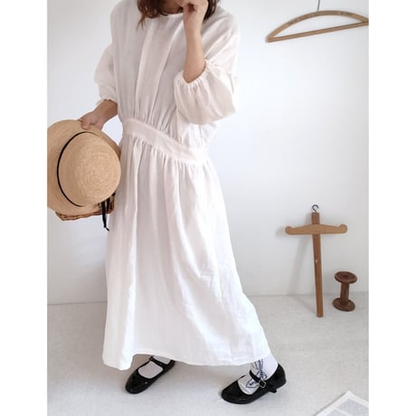 《即納》【Ecru White】エクリュホワイト フレンチリネンギャザーワンピース リネンワンピース ナチュラルワンピース フレンチリネン