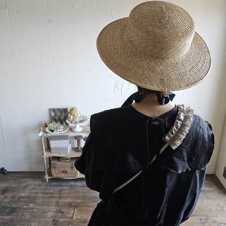 【Kinari natural】キナリナチュラル ハナビラフリルのスマホショルダー Hanabira frill smart phone accessory