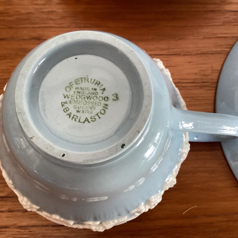 vintage Wedgwood Queensware Cup and Saucer / ウ