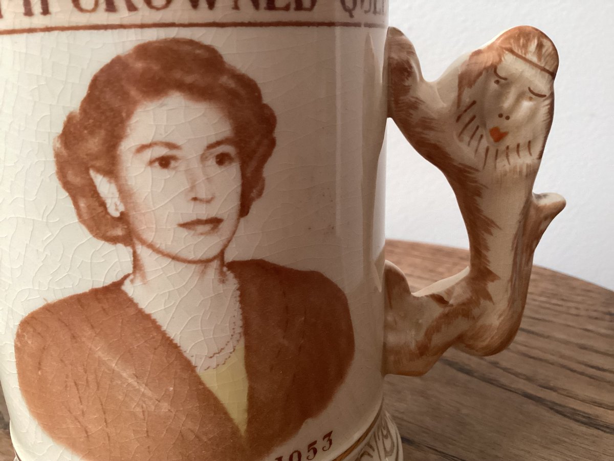 1953 Vintage Queen Elizabeth ll Coronation mug