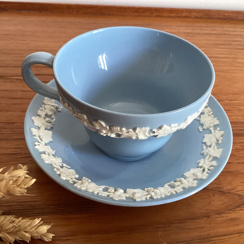 vintage Wedgwood Queensware Cup and Saucer / ウ