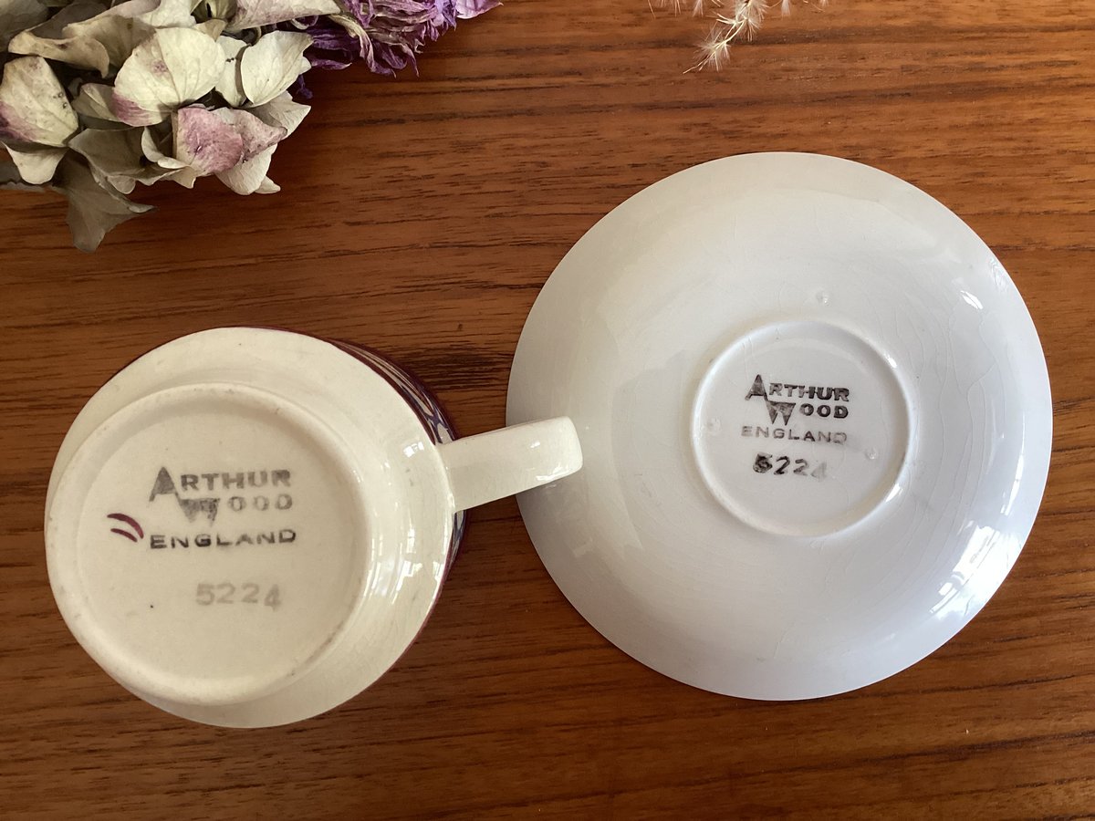 vintage Arthur Wood Handpainted Cups & Saucers/