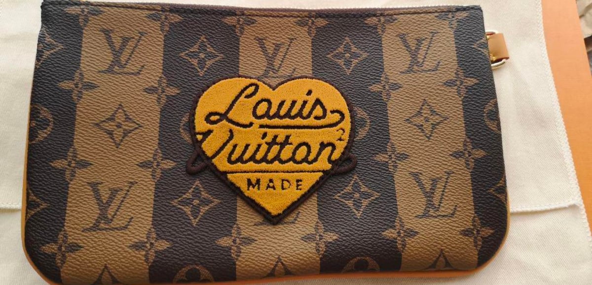 LOUIS VUITTON ルイヴィトン NIGOコラボ トリオ・メッセンジャー 