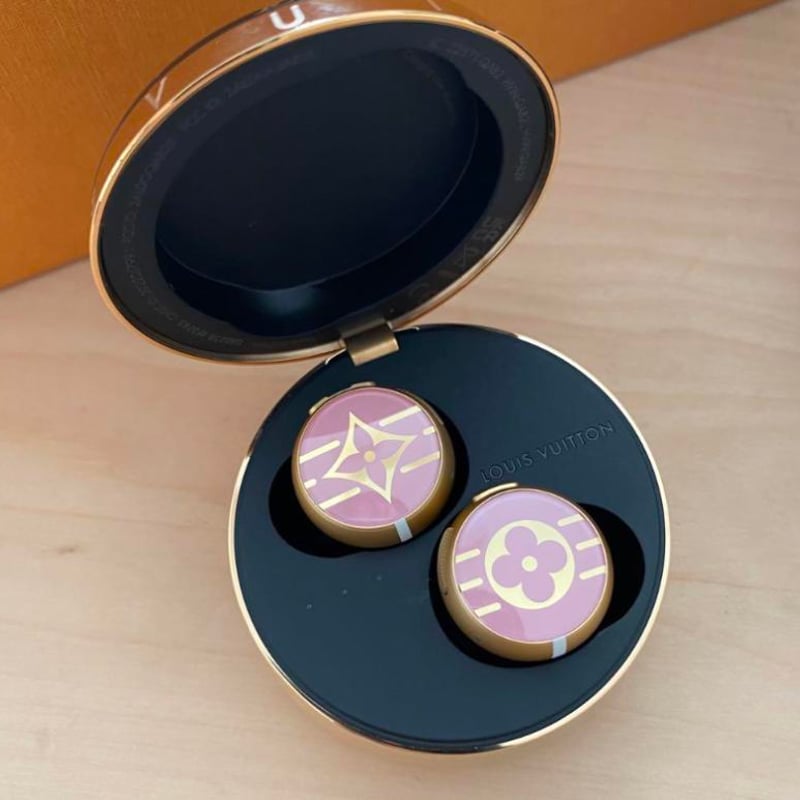 お値引き✨未使用‼️】LOUIS VUITTON ホライゾン イヤホン ピンク LOUIS VUITTON (ルイ ヴィトン) ワイヤレスイヤホン ピンク