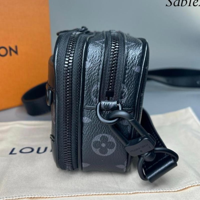LOUIS VUITTON ルイヴィトン アルファメッセンジャーショルダーバッグ