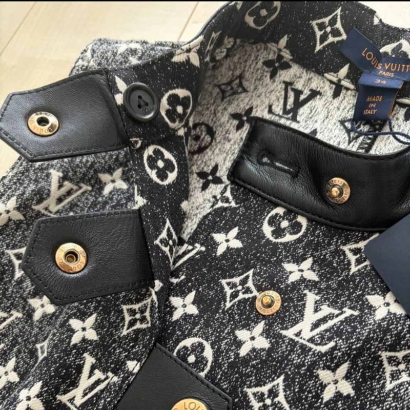 【新品未使用】ルイヴィトン モノグラムデニムボタンタブドレス 定価約60万円 LOUIS VUITTON ルイヴィトン モノグラム デニムボタン タブドレス