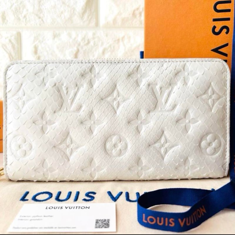 LOUIS VUITTON ルイヴィトン 長財布 ホワイト パイソンパドロック
