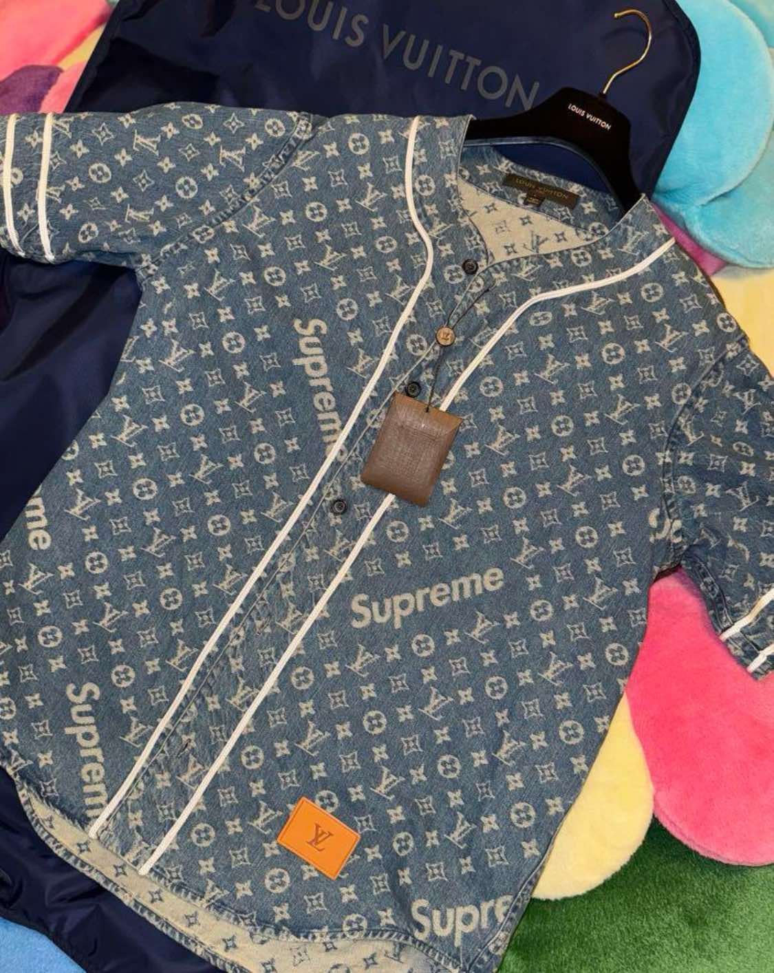 【ハンガー付】ルイヴィトン ベースボールシャツ デニム M LOUIS VUITTON ルイヴィトン ベースボールシャツ デニムシャツ | ルイ