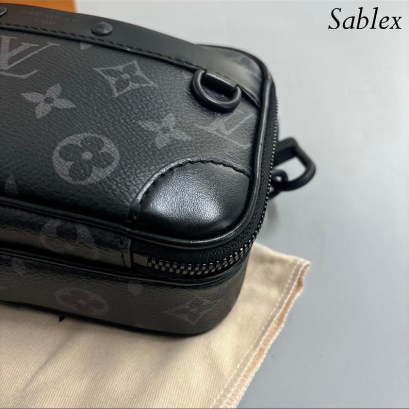 LOUIS VUITTON ルイヴィトン アルファメッセンジャーショルダーバッグ