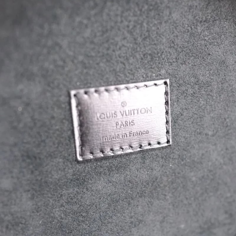 LOUIS VUITTON ルイヴィトン カンヌ モノグラム リバース ブラウン