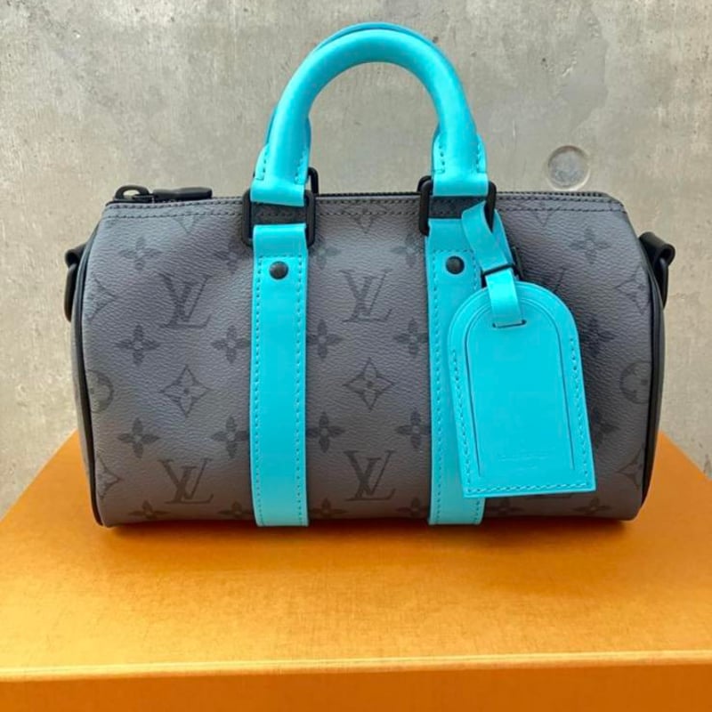 LOUIS VUITTON ルイヴィトン キーポル バンドリエール 25 ターコイズ