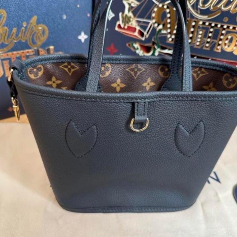 【美品】LOUIS VUITTON トレーナー インサイドアウト ネイビー XS LOUIS VUITTON インサイドアウト スウェットトレーナー 紺 M