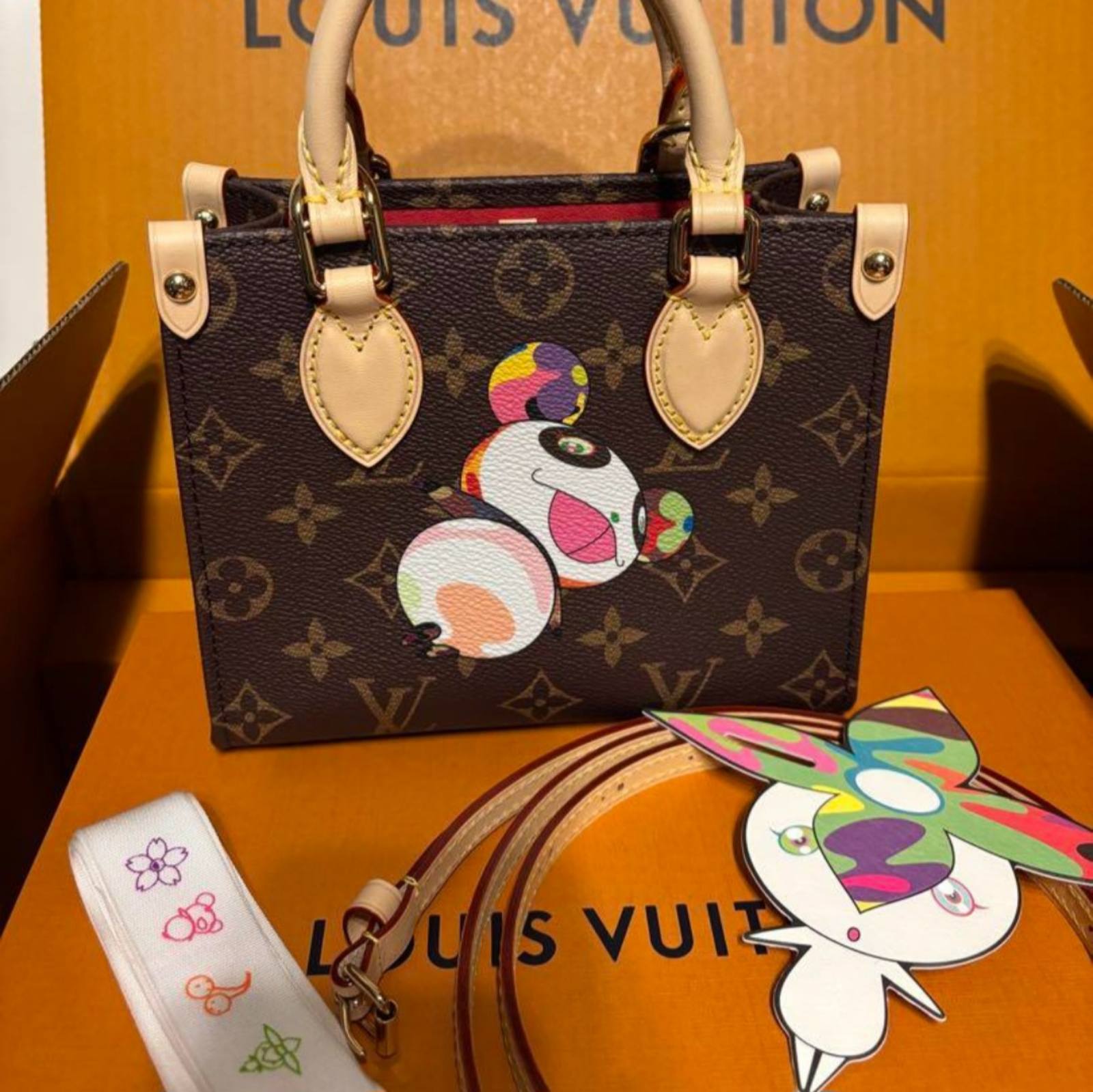 LOUIS VUITTON ルイヴィトン 村上隆 オンザゴーBB | ルイヴィトン専門