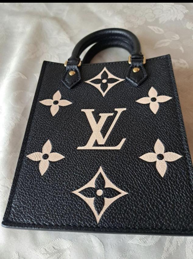 LOUIS VUITTON ルイヴィトン プティット サックプラ バイカラー アン