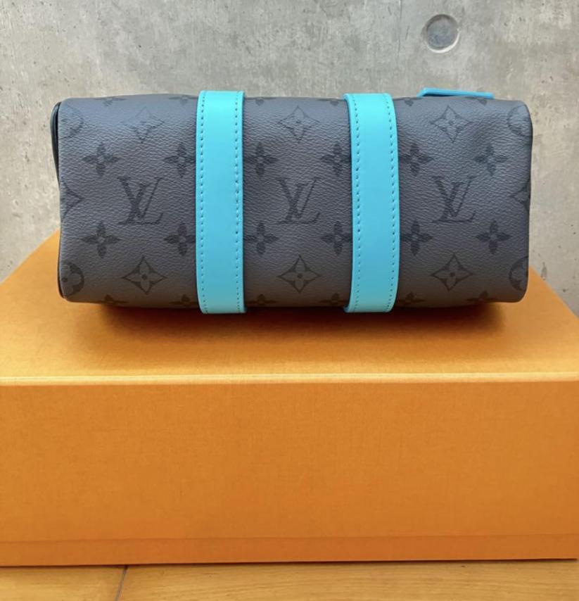 LOUIS VUITTON ルイヴィトン キーポル バンドリエール 25 ターコイズ