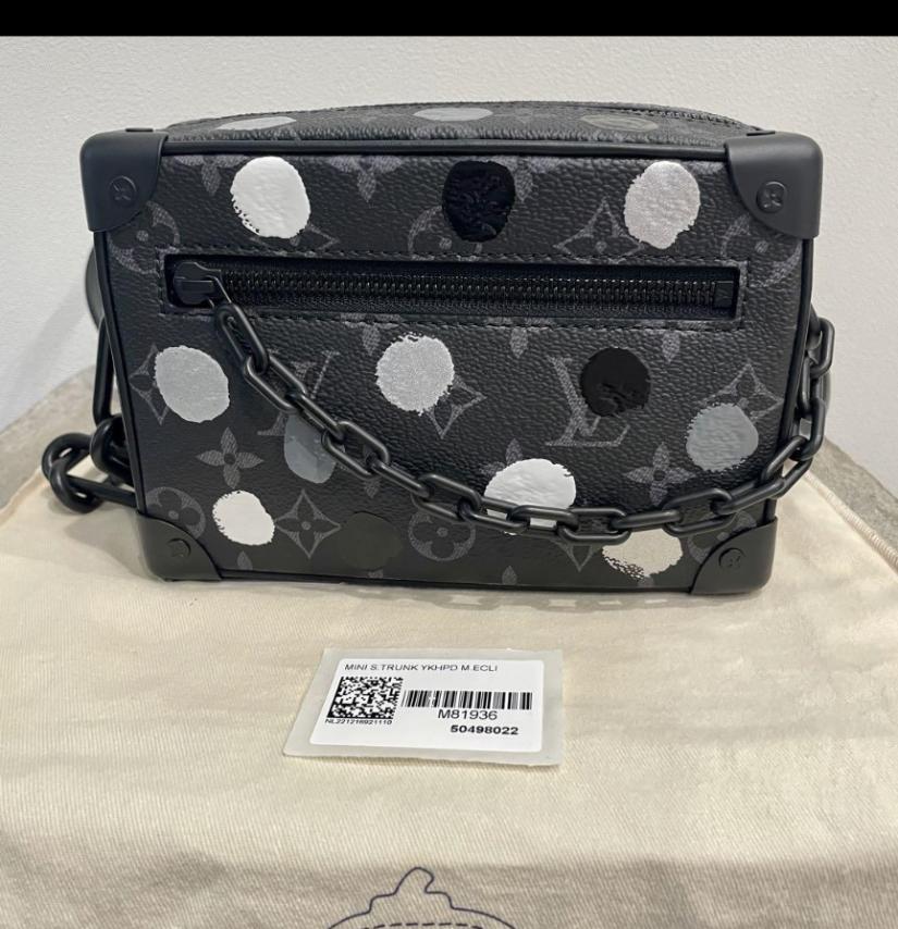 LOUIS VUITTON ルイヴィトン × 草間彌生 ソフトトランク ショルダー