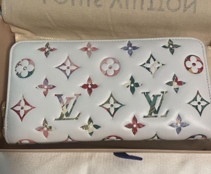 LOUIS VUITTON ルイヴィトン 長財布 ジッピーウォレット LV ガーデン