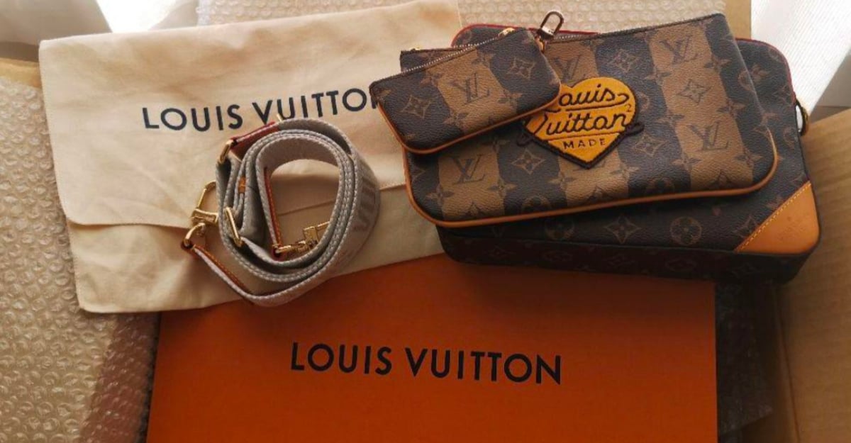 LOUIS VUITTON ルイヴィトン NIGOコラボ トリオ・メッセンジャー