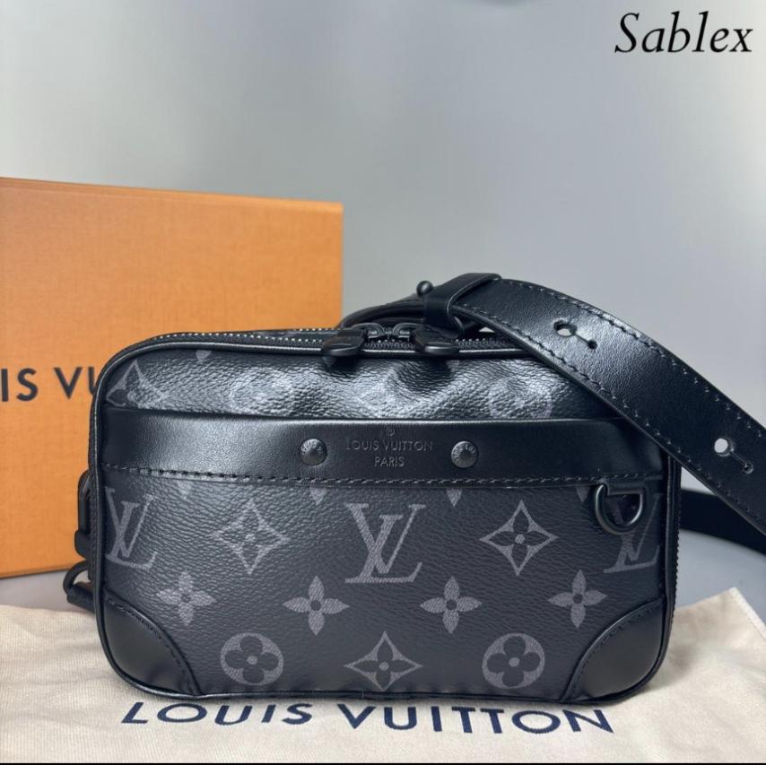 LOUIS VUITTON ルイヴィトン アルファメッセンジャーショルダーバッグ