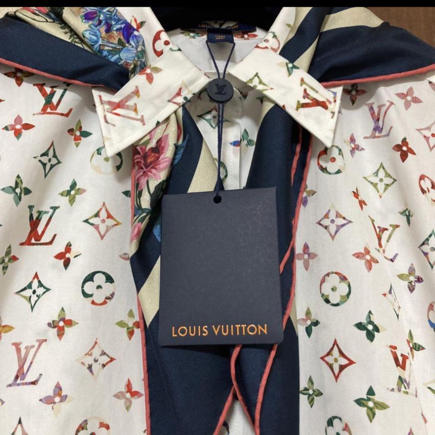 LOUIS VUITTON ルイヴィトン ヴィンテージフラワースカーフ モノグラム