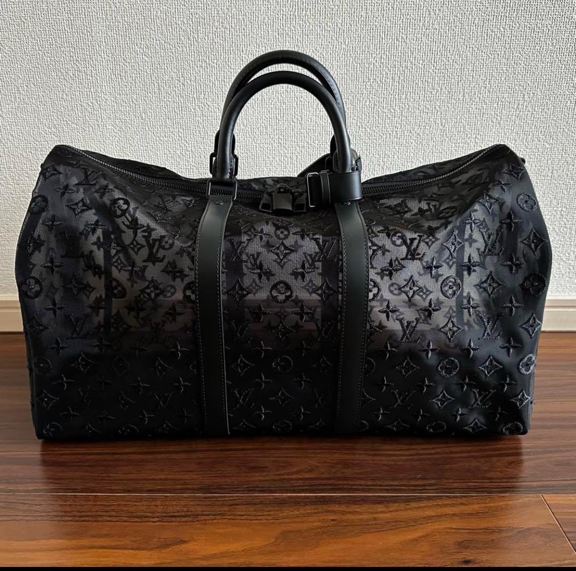 直営店購入ルイヴィトン　Louis Vuitton キーポル バンドリエール50 NIGOコラボ♪限定】LouisVuitton☆キーポル バンドリエール 50 (Louis