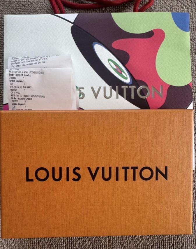 LOUIS VUITTON ルイヴィトン 村上隆 チェリーブロッサム キーホルダー