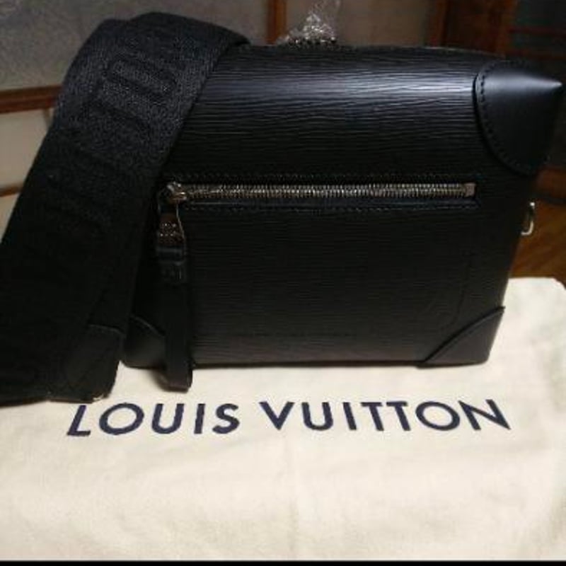 LOUIS VUITTON ルイヴィトン エピ 黒 ノワール マルスープルショルダー
