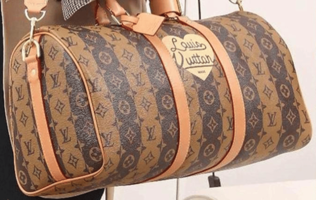 LOUIS VUITTON ルイヴィトン NIGO ニゴ バンドリエール キーポル 50 |