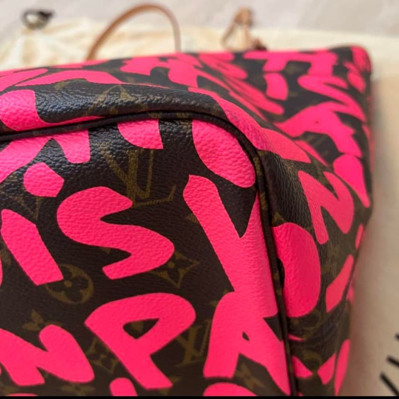 LOUIS VUITTON ルイヴィトン グラフィティ ネヴァーフル トートバッグ