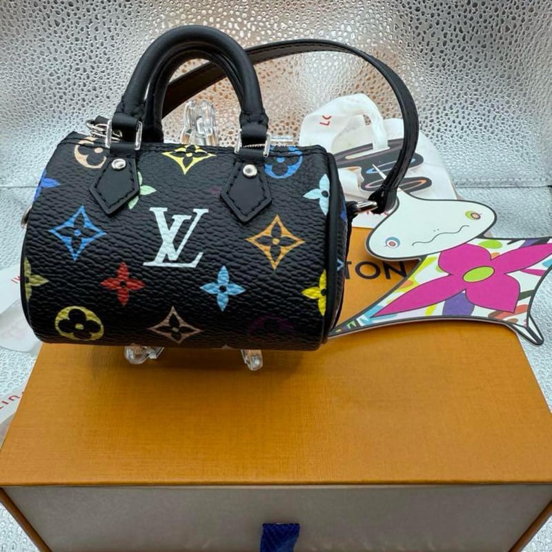 LOUIS VUITTON ルイヴィトン 村上隆 バッグチャーム・マイクロ