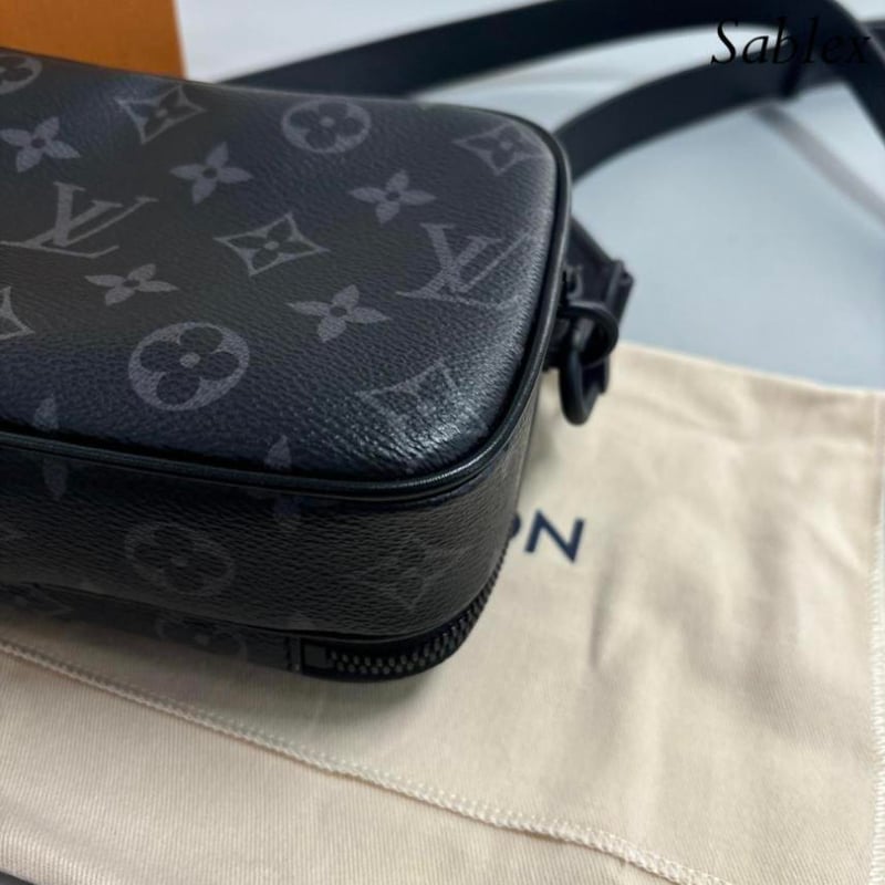 LOUIS VUITTON ルイヴィトン アルファメッセンジャーショルダーバッグ LOUIS VUITTON ルイヴィトン アルファメッセンジャーショルダーバッグ