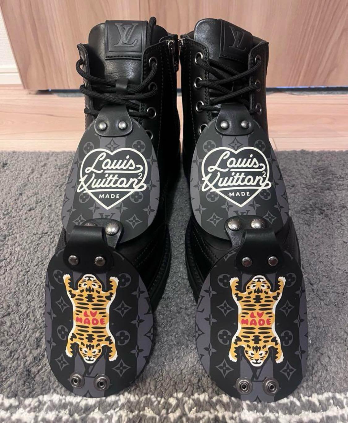 LOUIS VUITTON ルイヴィトン NIGO オーベルカンフ・ライン LVロゴ