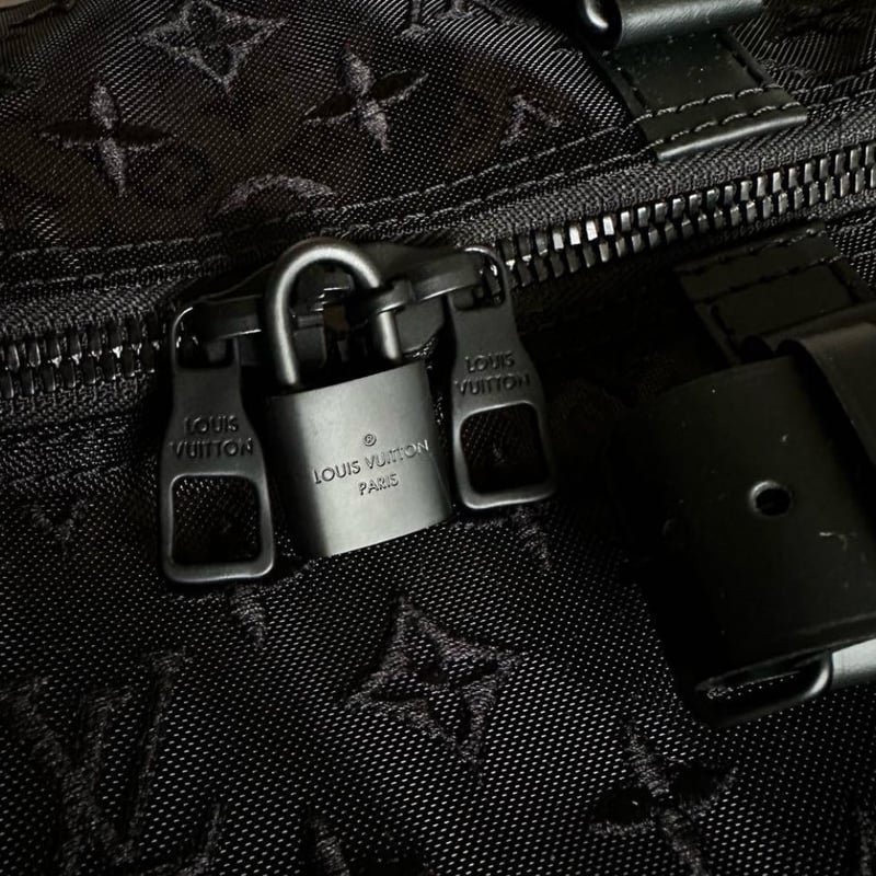 LOUIS VUITTON ルイヴィトン キーポル バンドリエール50 モノグラム