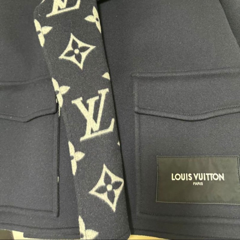 LOUIS VUITTON ルイヴィトン フーデッドラップコート | ルイヴィトン