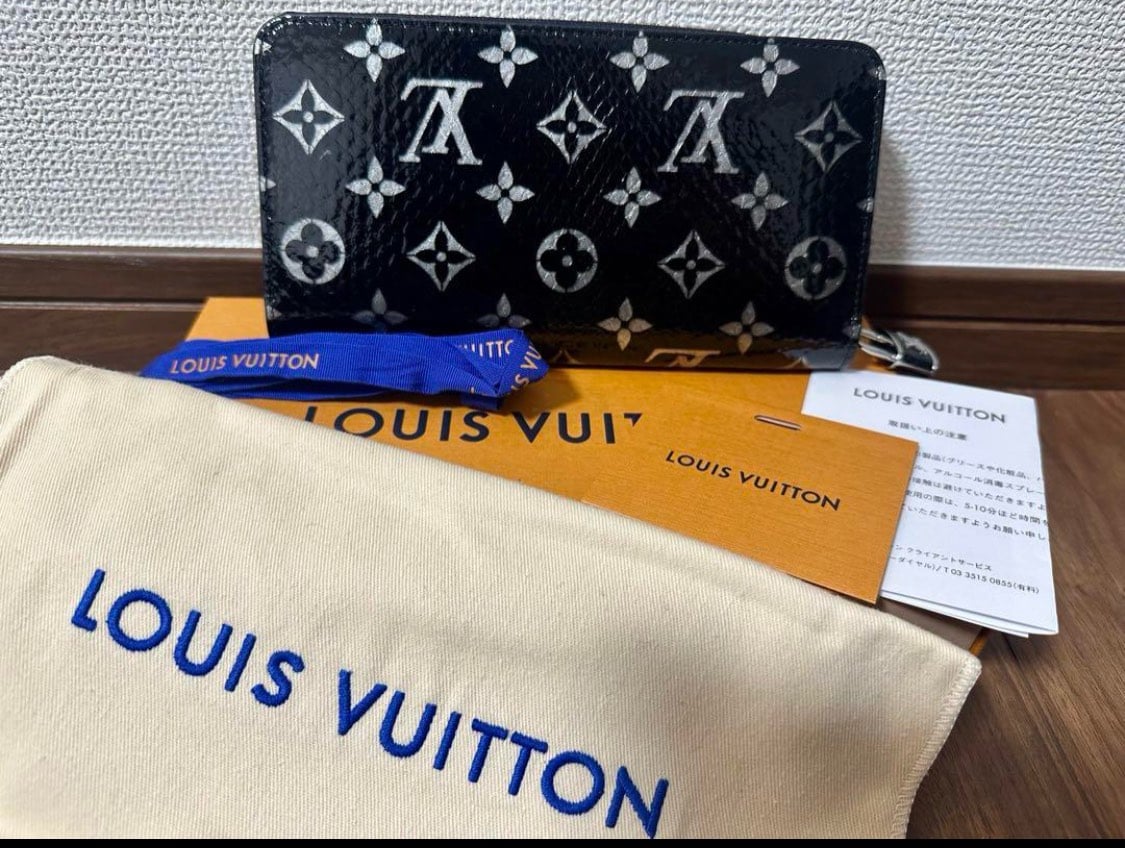 LOUIS VUITTON ルイヴィトン モノグラム ジッピー ウォレット 長財布